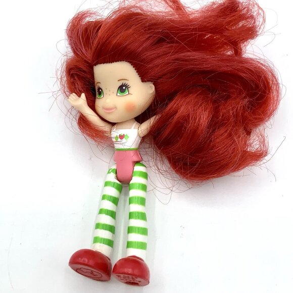 2008 Strawberry Shortcake Mini Figure Doll 3" Pink Brushable Scented Hair TCFC - Picture 1 of 6